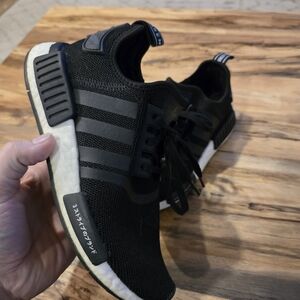 Adidas NMD R1